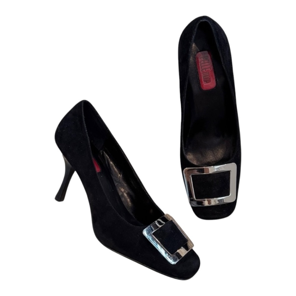 Pelle Moda Black Suede Womenโs Pumpsโ size 7M